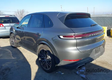 2025 Porsche Cayenne из США, поврежденный, VIN WP1AA2AY6SDA00256